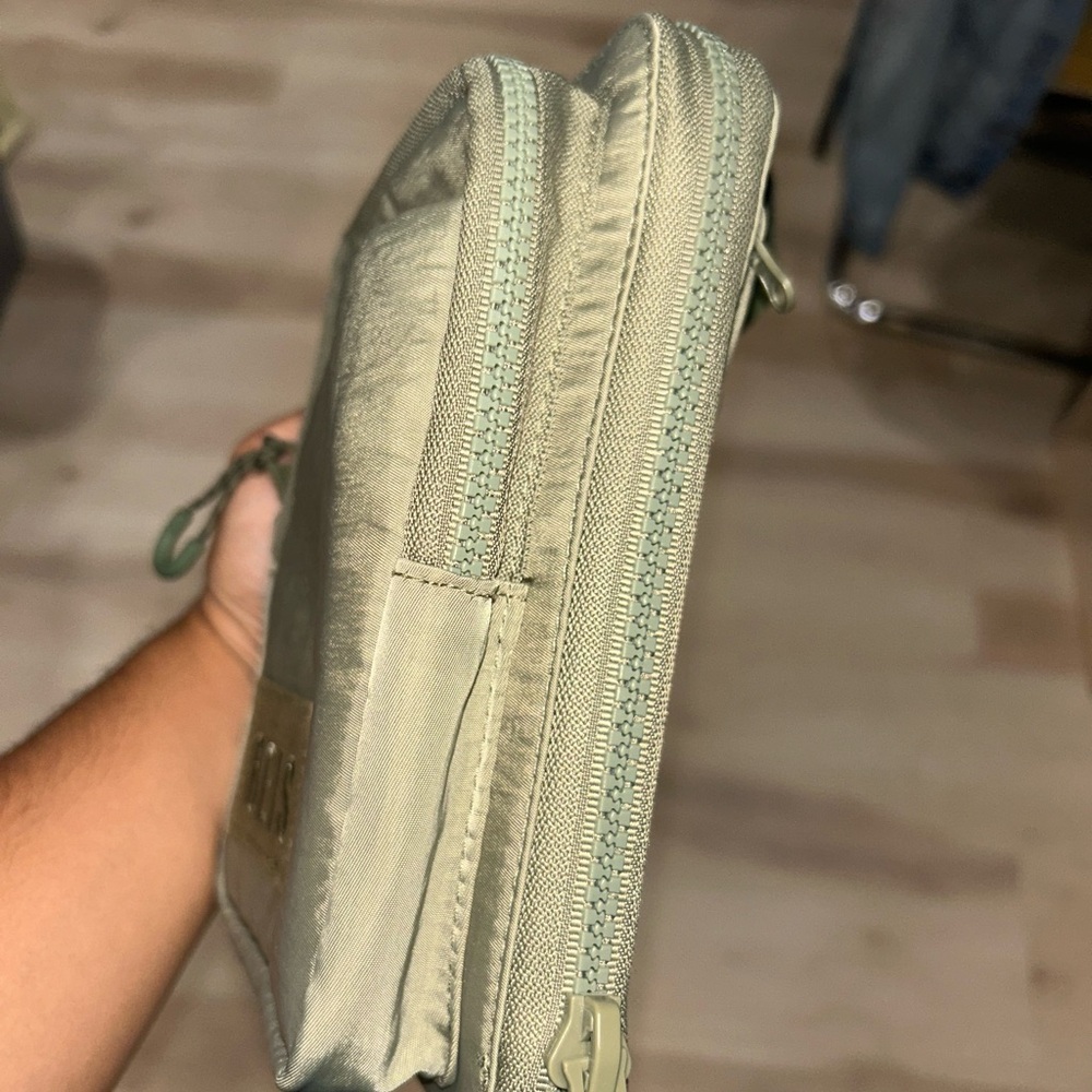 Beis Sport Sling Bag, Olive - Picture 3 of 6